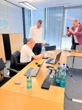 汇全球精工，展机械力量：上海雷昀机电远赴德国参加2025汉诺威EMO机床展