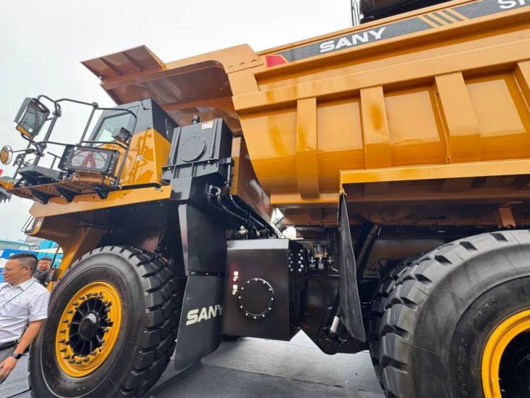 聚焦矿业润滑需求，解锁设备高效运转新方案！| 威盾科技亮相2025印尼矿业展