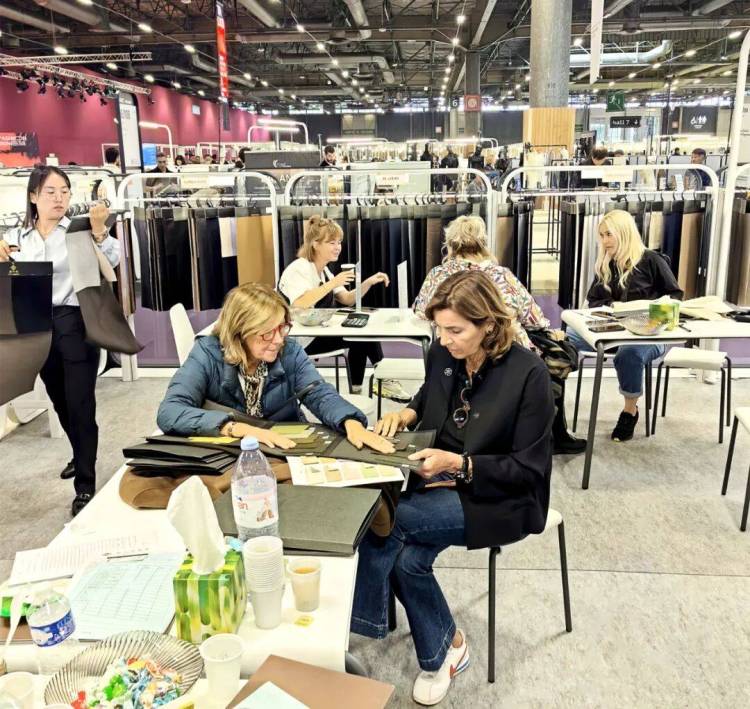 【展会速递】岱银集团金康毛纺参展2025法国Premiere Vision 秋冬面料展