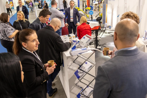 波兰国际电气工程展览会展会现场图片