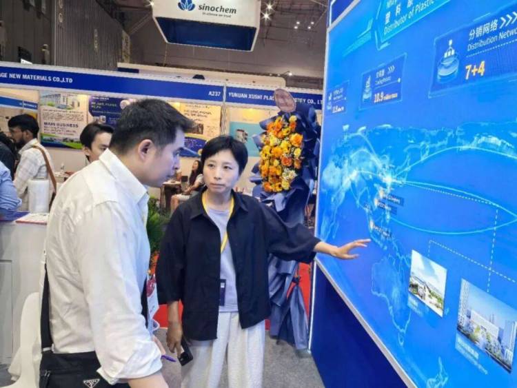 明日控股参加2025年第23届越南国际塑料橡胶工业展