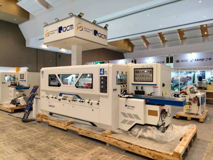 盛况直击 | 2025印尼木工展，青城机械闪耀雅加达！