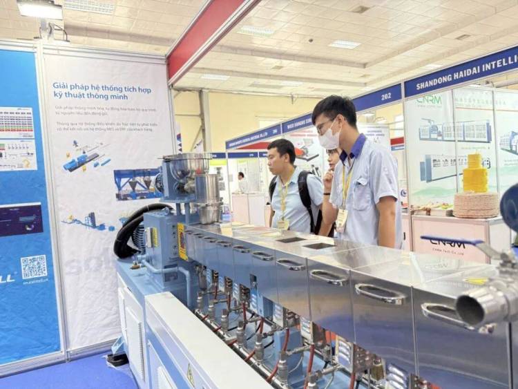 卓越参加2025年越南国际橡胶展完美收官，未来深耕研发再续精彩