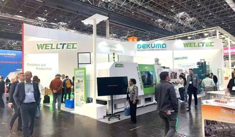 K展首日 | 焕新你的注塑体验！华大机械携全电动智能注塑方案惊艳亮相2025年德国K展