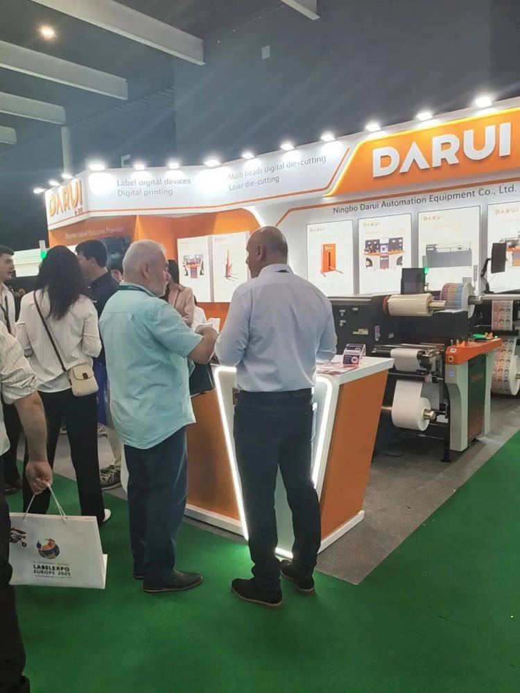 浙江大锐激光印刷科技展会直击 | 走进2025年欧洲标签印刷展DARUI火爆现场！