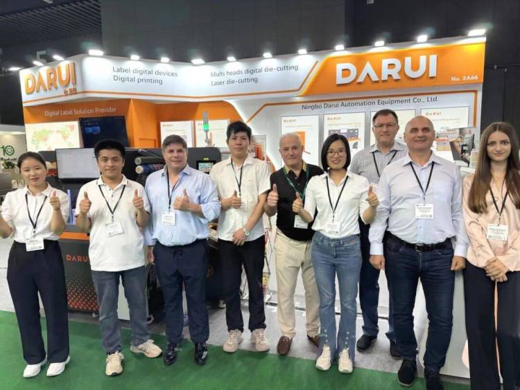 浙江大锐激光印刷科技展会直击 | 走进2025年欧洲标签印刷展DARUI火爆现场！