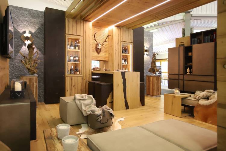 意大利隆加罗内：阿尔雷达蒙特家居盛会