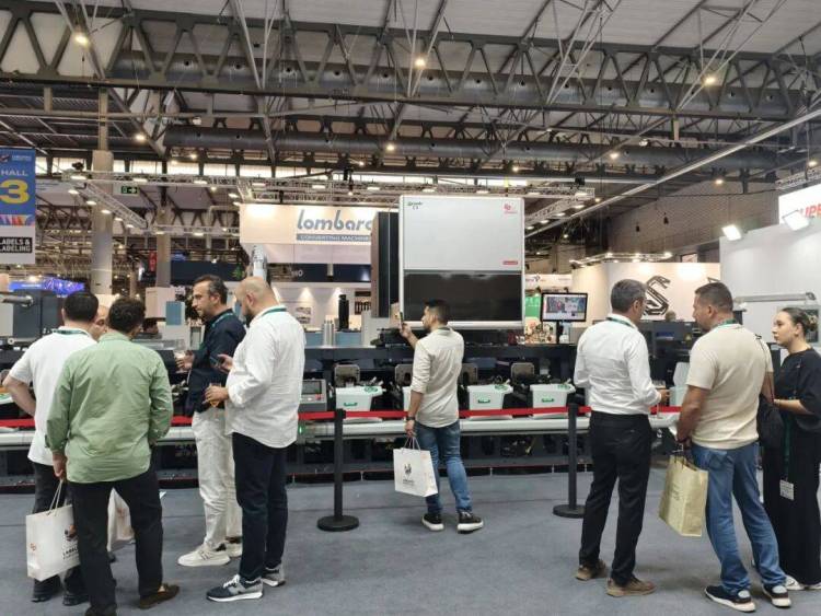 Falcon首秀Labelexpo Europe 2025，引领标签印刷革新风暴