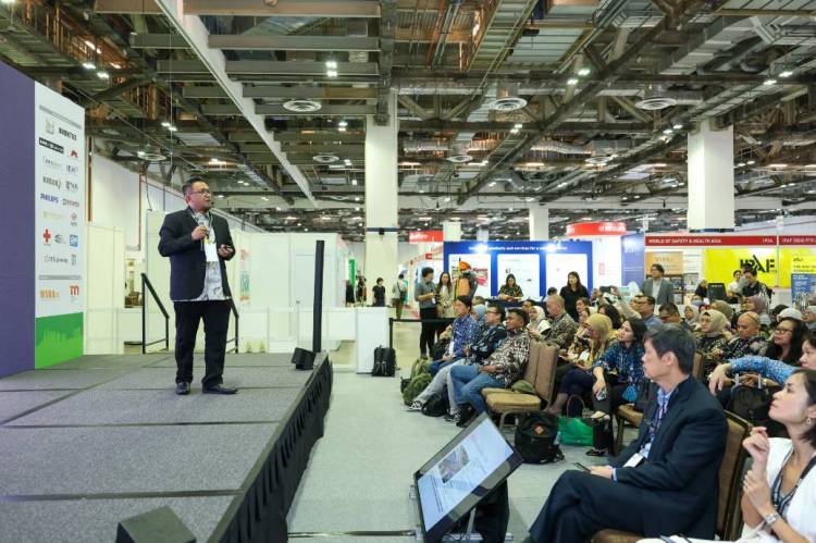 2026新加坡国际亚洲职业安全及健康展览会，数字技术的心理社会风险及其启示