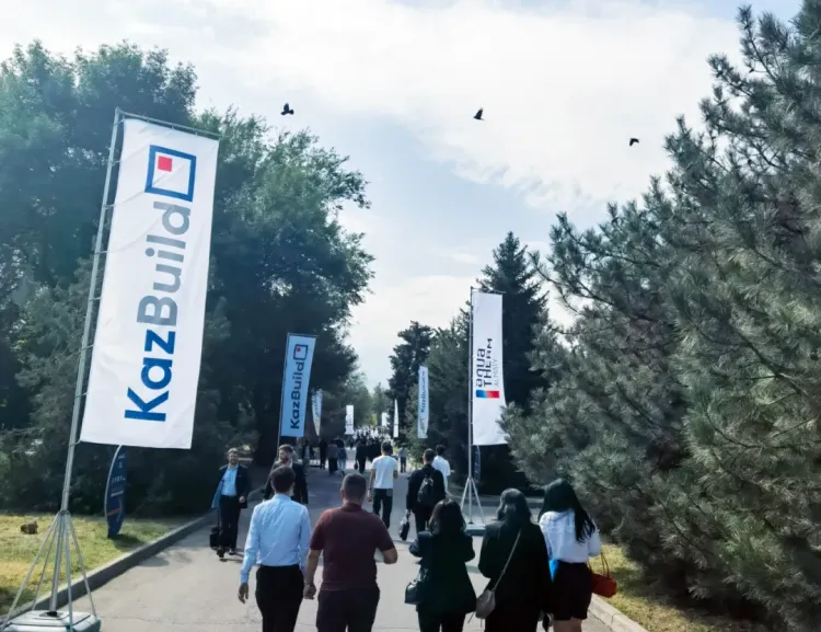 天东门窗闪耀2025年哈国建材展，以科技匠心共筑绿色未来！