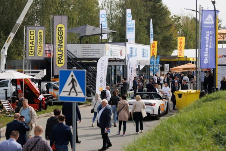 用中国智慧点亮欧洲电网 | 2025波兰国际电力和新能源展览会圆满落幕！