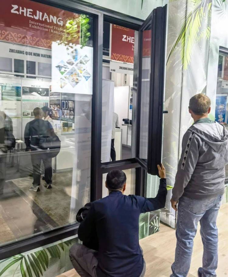 天东门窗闪耀2025年哈国建材展，以科技匠心共筑绿色未来！