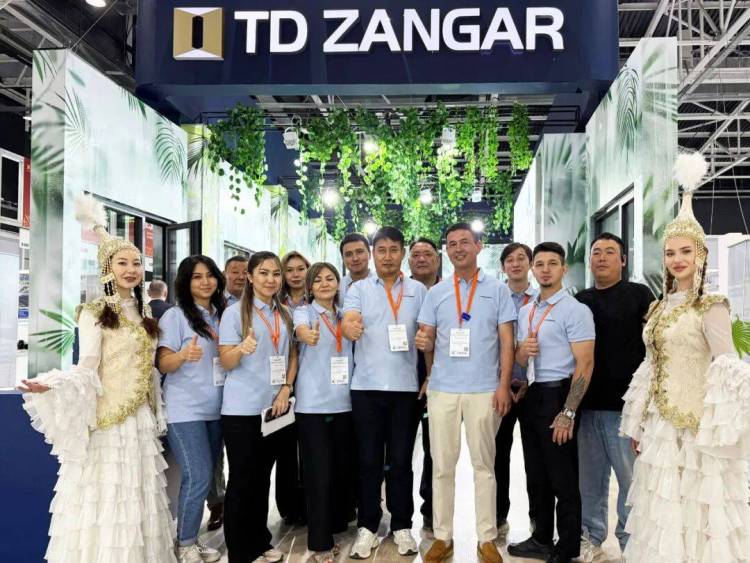 天东门窗闪耀2025年哈国建材展，以科技匠心共筑绿色未来！