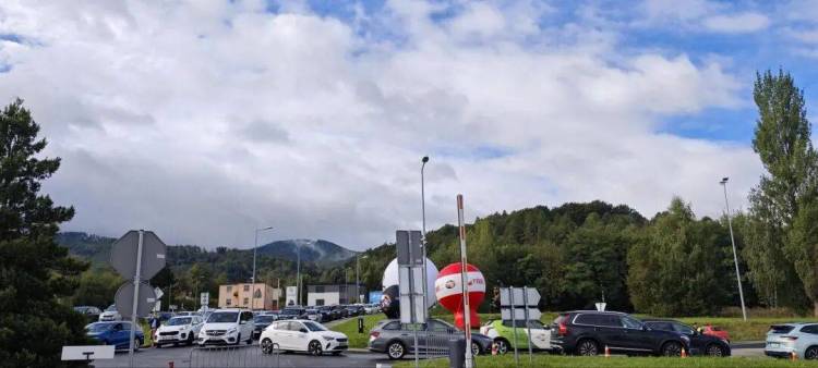 用中国智慧点亮欧洲电网 | 2025波兰国际电力和新能源展览会圆满落幕！