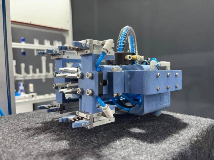 苏州希瑞格机器人科技直击2025德国K展 | 11F14展位邀您共探工装夹具新视界！