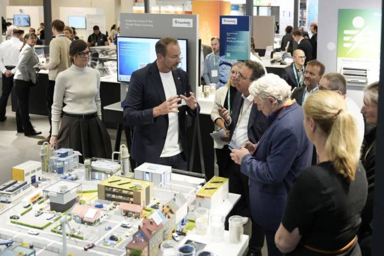 塑界之力：K展2025盛大开幕！共同见证绿色与智能的未来