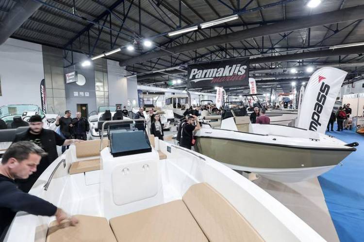 第九届希腊雅典国际游艇与捕鱼展：新船模型首秀与潜水旅游