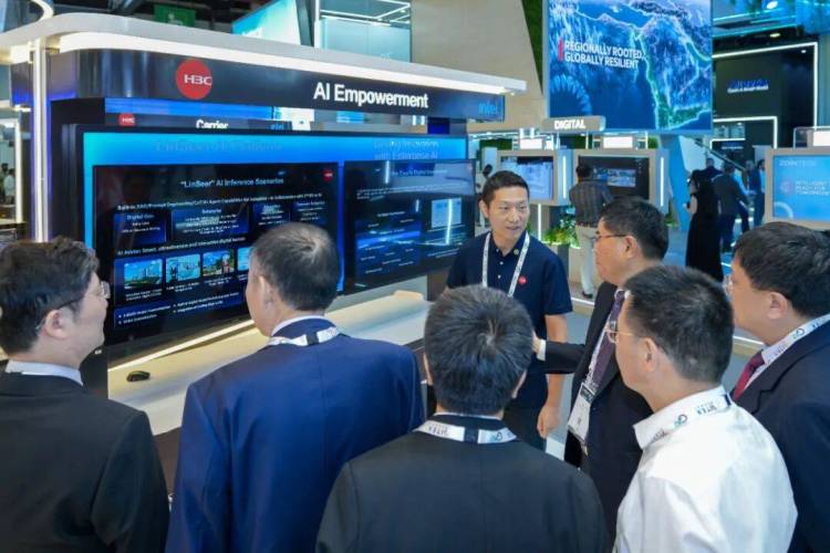 新华三携AI创新成果闪耀GITEX GLOBAL 2025 共启“Synergy+”智能未来