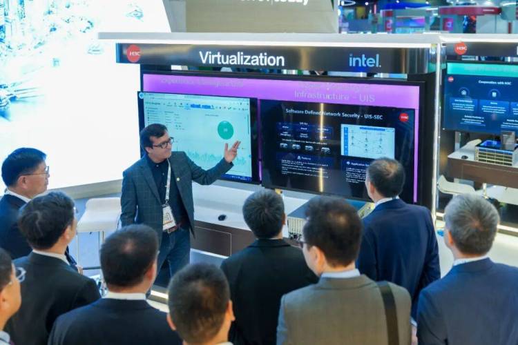 新华三携AI创新成果闪耀GITEX GLOBAL 2025 共启“Synergy+”智能未来