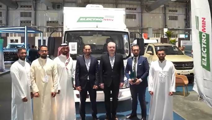 2025沙特国际新能源车展览会：电动汽车产业未来与全球合作