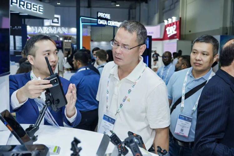 GITEX Global 2025 | AI专网赋能，海能达加速行业智能化新篇章