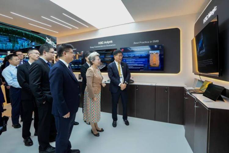 惊艳亮相！H3C MegaBook闪耀GITEX GLOBAL 2025