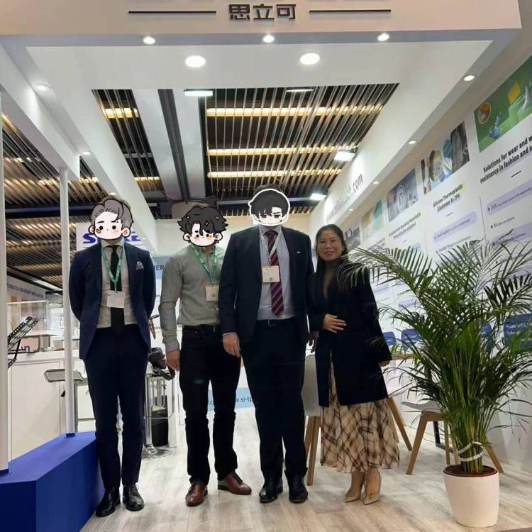 思立可科技K展2025归来：十五年同行，以创新材料兑现对未来的承诺