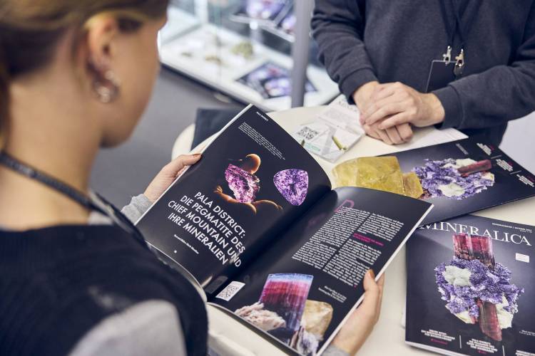 德国矿产展：矿物与化石领域的知识来源