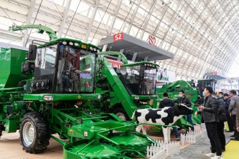 临沂农业机械展展会现场图片