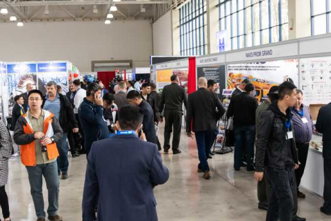 乌兹别克斯坦物流、运输技术展览会展会现场图片