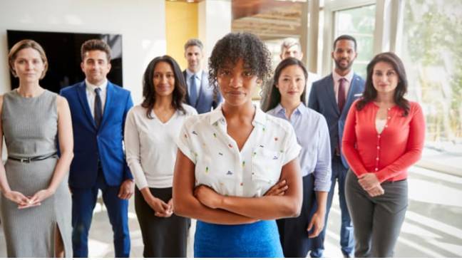 2025年巴西里约热内卢国际汽车摩托车配件展览会：汽车行业女性的未来