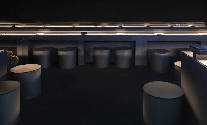 2025年意大利米兰国际家具展览会：展示照明设计领域的最新成果