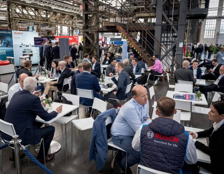 德国杜塞多夫移动机器人展：Gérôme Stemmer 2025创新引领