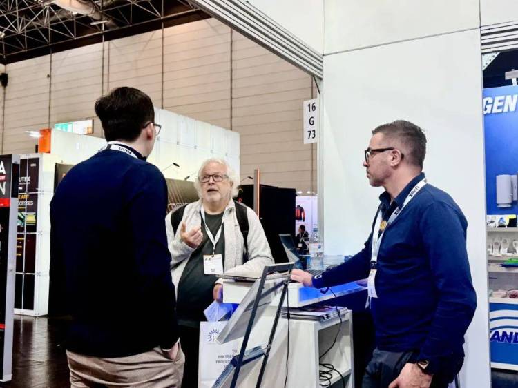 CCQS直击德国A+A 2025首日现场！16号馆G73展位实况抢先看