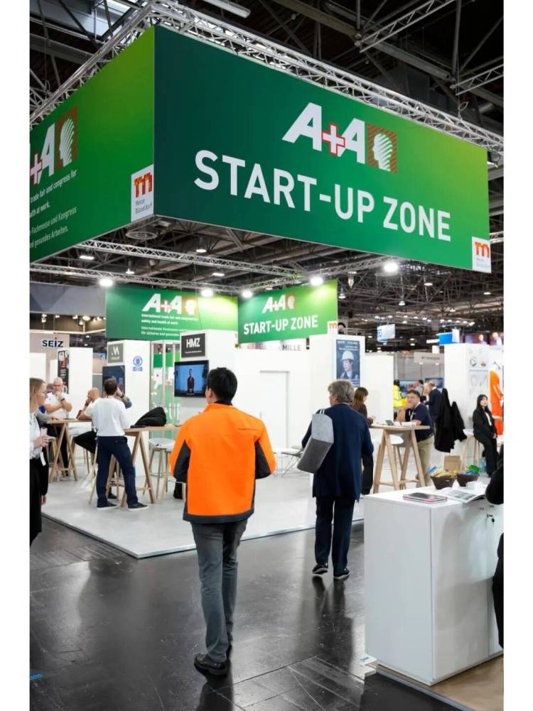 劳保届全球顶流盛会——山东润东纺织科技参展德国A+A劳保用品展 2025盛大开幕！