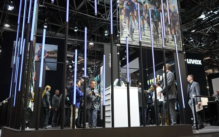 直击德国杜塞尔多夫劳保展A+A 2025｜uvex多款新品全球首发！