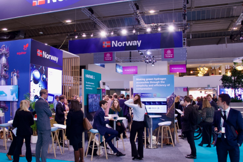 沙特氢能峰会暨展览会展会现场图片