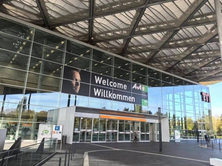 欧洲首秀！瑞氪维尔Raxwell亮相2025德国劳保展