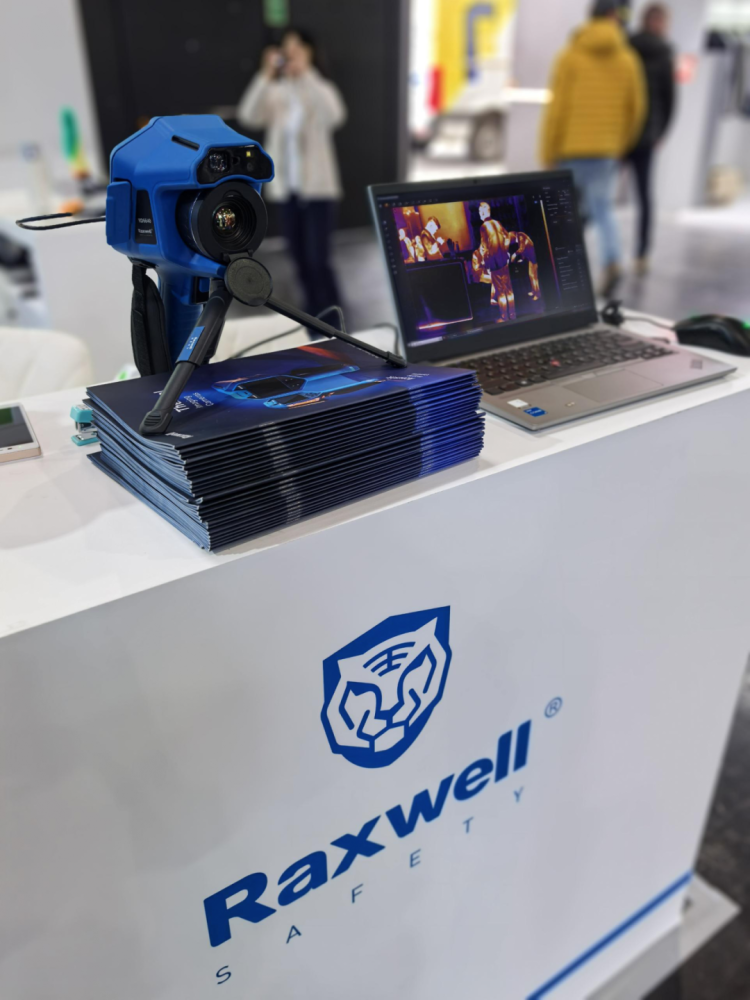 欧洲首秀！瑞氪维尔Raxwell亮相2025德国劳保展