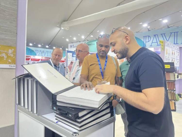 玉兰集团惊艳亮相2025年沙特利雅得国际建材展！