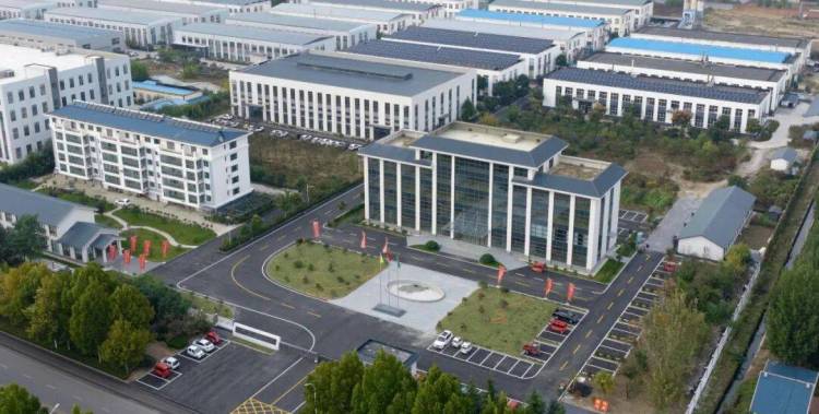 聚焦德国劳保展2025 A+A：百华鞋业携新品，开启防护新体验！