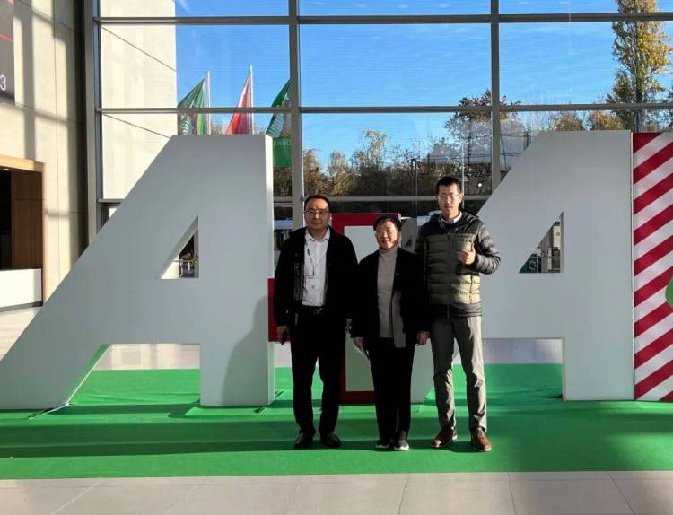 聚焦德国劳保展2025 A+A：百华鞋业携新品，开启防护新体验！