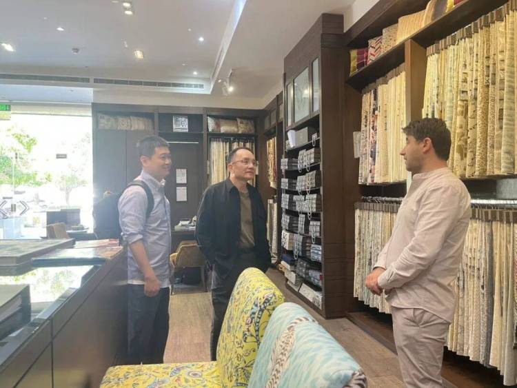 玉兰集团惊艳亮相2025年沙特利雅得国际建材展！