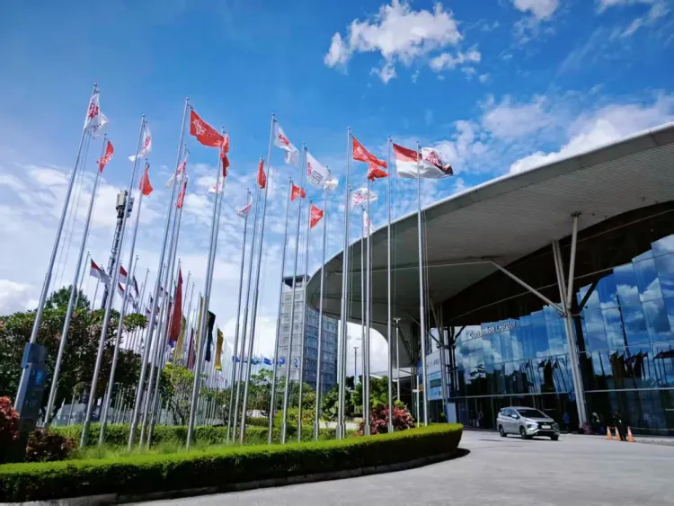 2025亚洲玻璃技术展落幕，征程开启：豫科光学在印尼展现卓越技术实力