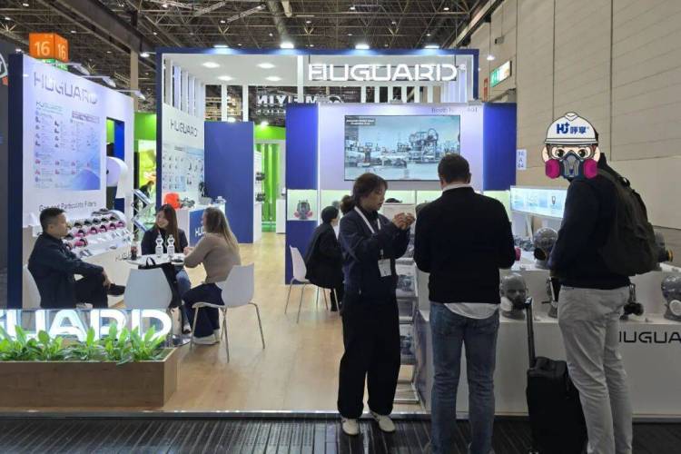 [2025 A+A德国劳保展] 东方智造，全球引领，呼享智能呼吸防护生态震撼登场德国