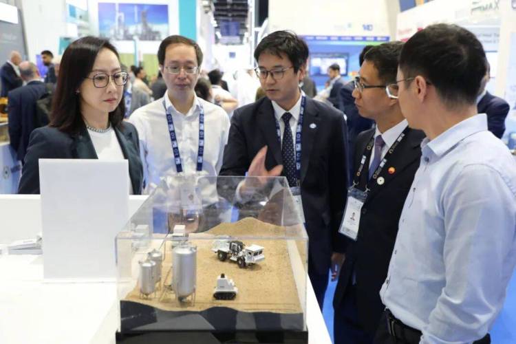 【东方物探公司】BGP 亮相2025年阿布扎比石油展