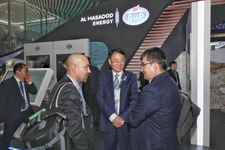 【东方物探公司】BGP 亮相2025年阿布扎比石油展