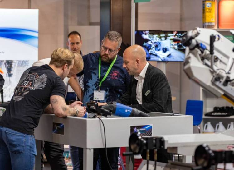 2025年鹿特丹国际固体与回收技术展展示动态卡车称重技术新突破