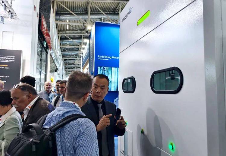 智见未来 质领全球｜派迅智能携核心设备亮相德国 productronica 2025