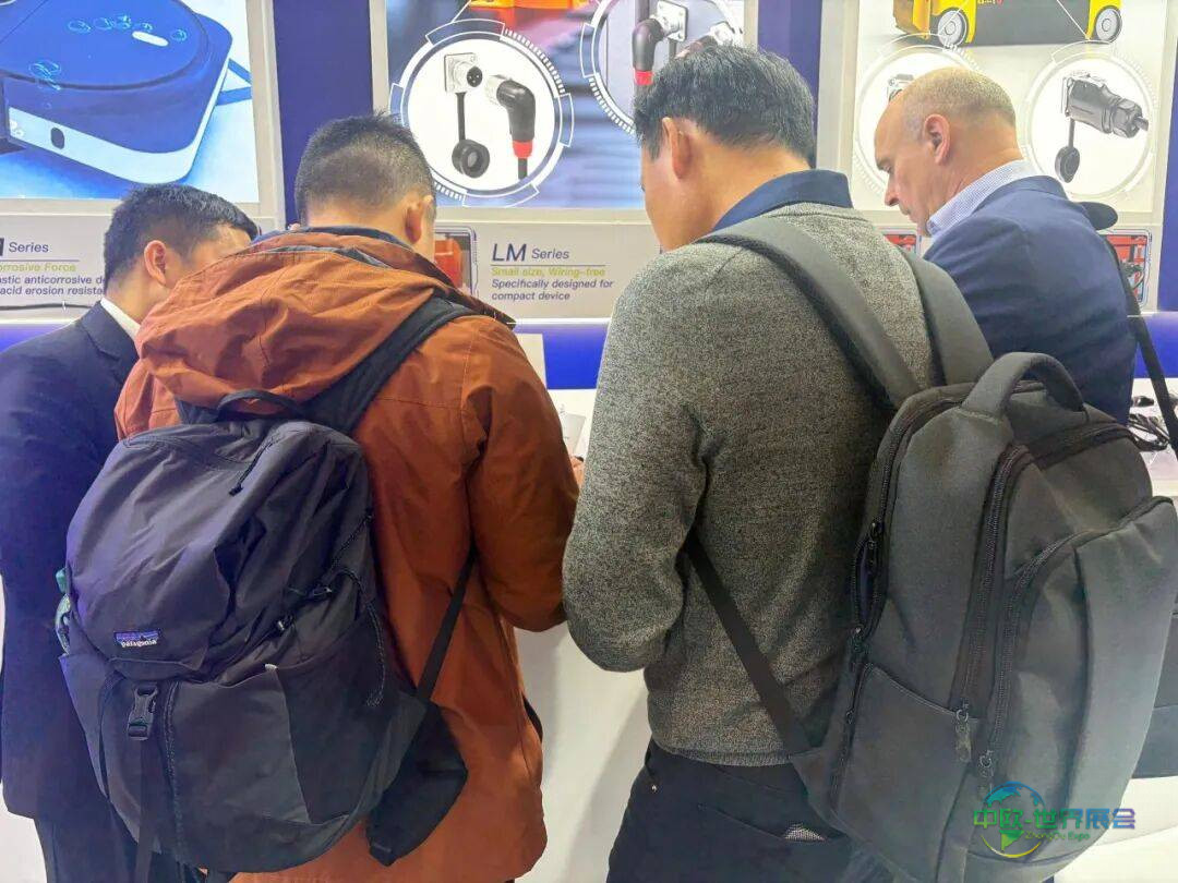 展会首日 | Cnlinko凌科电气直击2025德国纽伦堡工业自动化展，凌科燃动现场